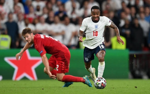 Ảnh bài viết Hành trình của Tam sư: Khi gã khổng lồ đứng trên vai kẻ bị chỉ trích