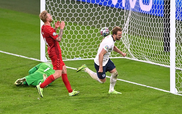 Ảnh bài viết Tuyển Anh có cần thay đổi bản ngã vì Italia?