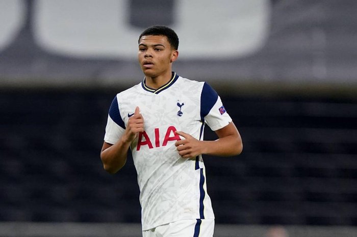 Ảnh bài viết Mourinho chỉ ra 1 nhân tố có thể thay thế Kane ở Tottenham