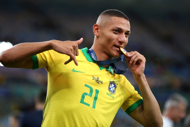 11 sao Premier League dự Olympic: Ngựa chiến Arsenal, bảng A sạch bóng