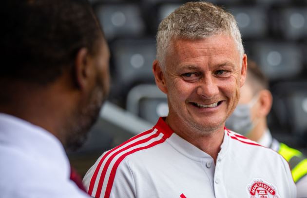 Ảnh bài viết Ole Gunnar Solskjaer nói hai từ khi được hỏi về thương vụ Varane