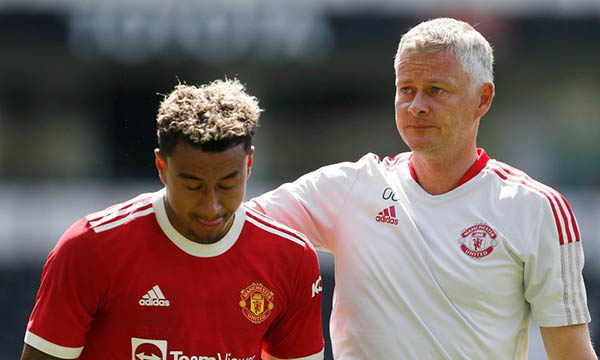 Ảnh bài viết Solsa đường mật, Lingard đừng quên bài học của Smalling và Sanchez