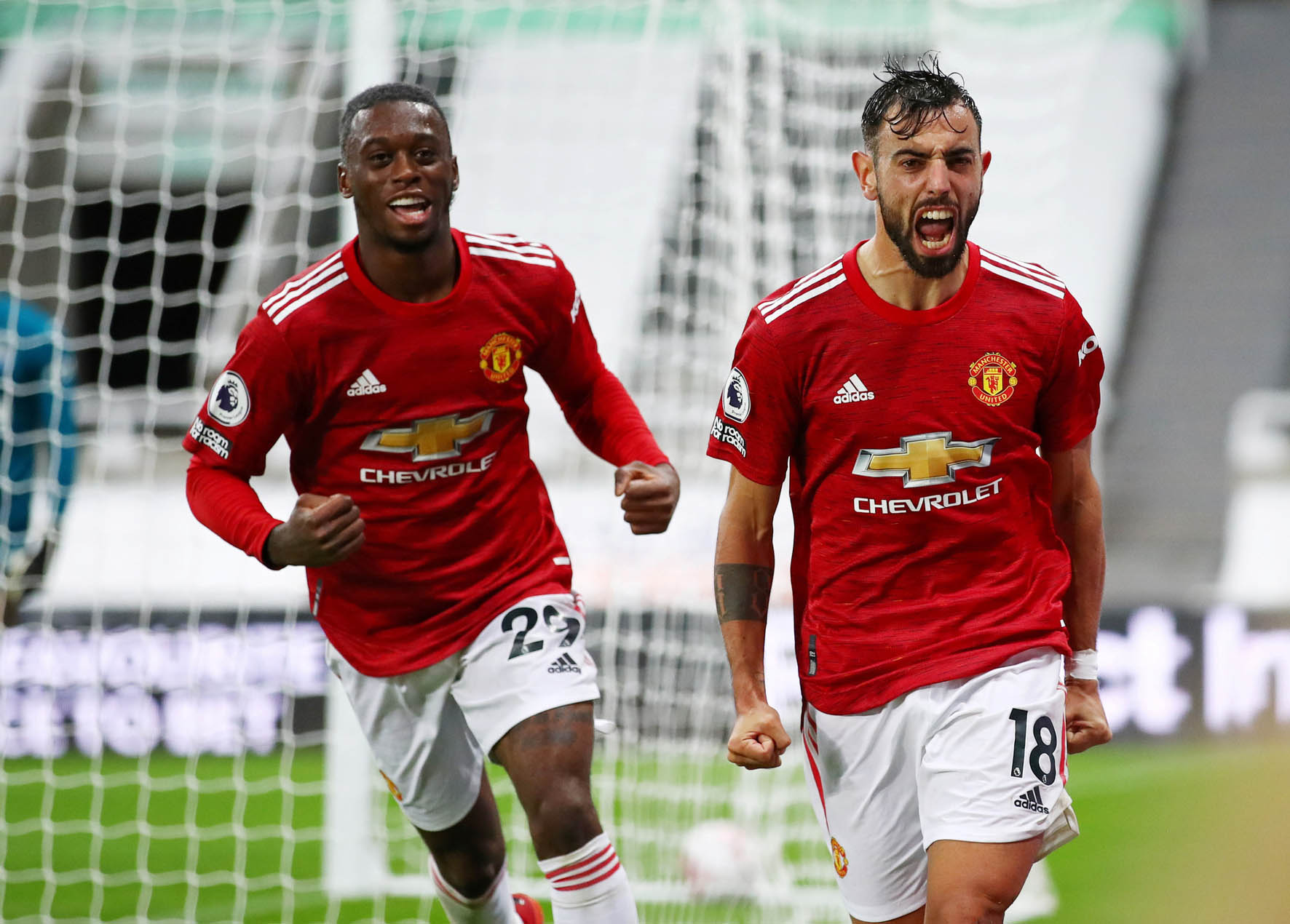 Ảnh bài viết Solskjaer đổi chiến thuật: Bruno, James, Wan-Bissaka sẽ đổi vị trí?