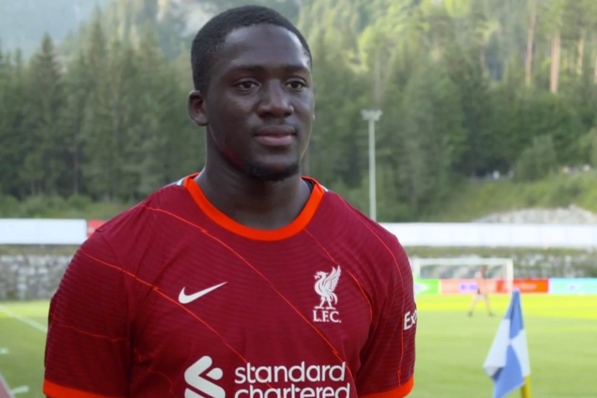 Ảnh bài viết Tân binh Liverpool thừa nhận “hơi buồn” trong trận ra mắt