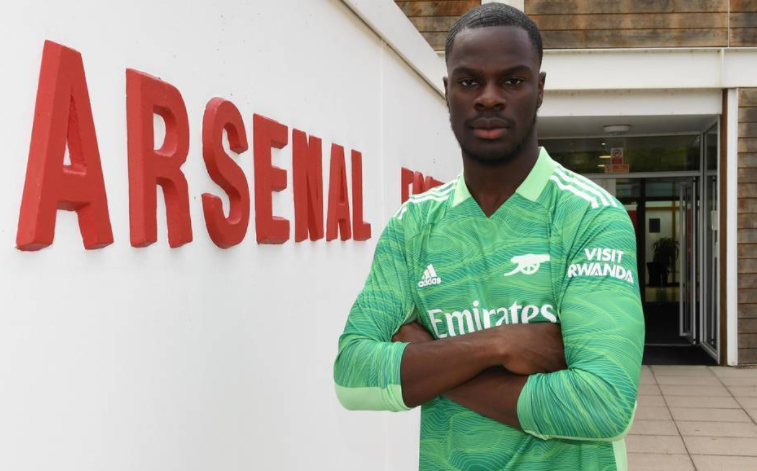 Ảnh bài viết Arsenal ký hợp đồng với người nhện tuổi teen