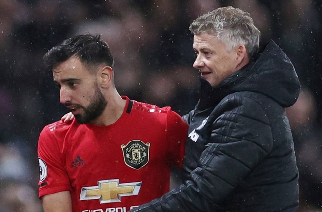 Ảnh bài viết Thế lực mới xuất hiện tại Man Utd, khiến Bruno và Solskjaer phải chú ý