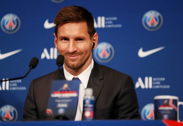 Ảnh bài viết CHÍNH THỨC! Họp báo ra mắt Messi: Đặt mục tiêu vô địch C1, sẵn sàng hạ gục Barca