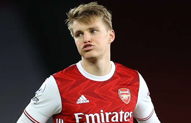 Ảnh bài viết Muốn có Odegaard, Arsenal phải chơi 1 trò chơi với Real?