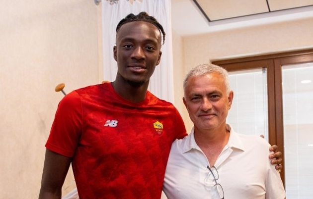 Ảnh bài viết 10 sao người Anh thi đấu ở nước ngoài đắt giá nhất: Abraham thứ 2