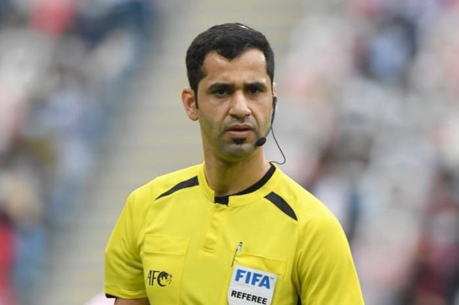 Ảnh bài viết "Theo luật, phải thổi 11m và phạt thẻ vàng cầu thủ Australia"