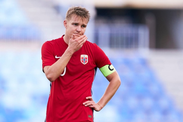 Odegaard tổ chức họp toàn đội, làm rõ tất cả