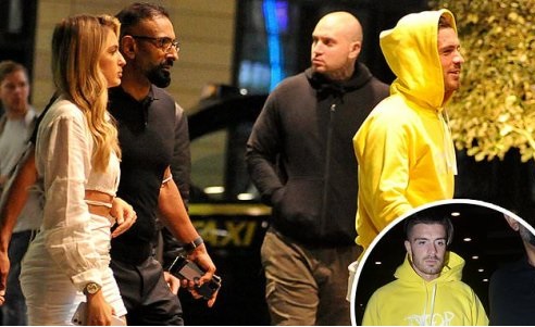 Ảnh bài viết Nghi vấn ngoại tình với người mẫu nóng bỏng, Jack Grealish có hành động với bạn gái Sasha