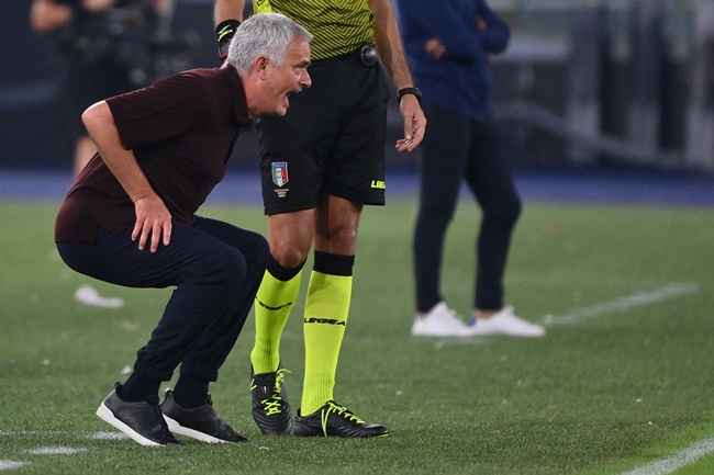 Ảnh bài viết Mourinho: "Tôi đã rất sợ thua trận đấu thứ 1000"