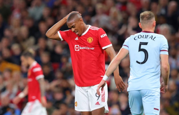 5 điểm nhấn Man Utd 0-1 West Ham: Phiên bản không Ronaldo; Tạm biệt số 9