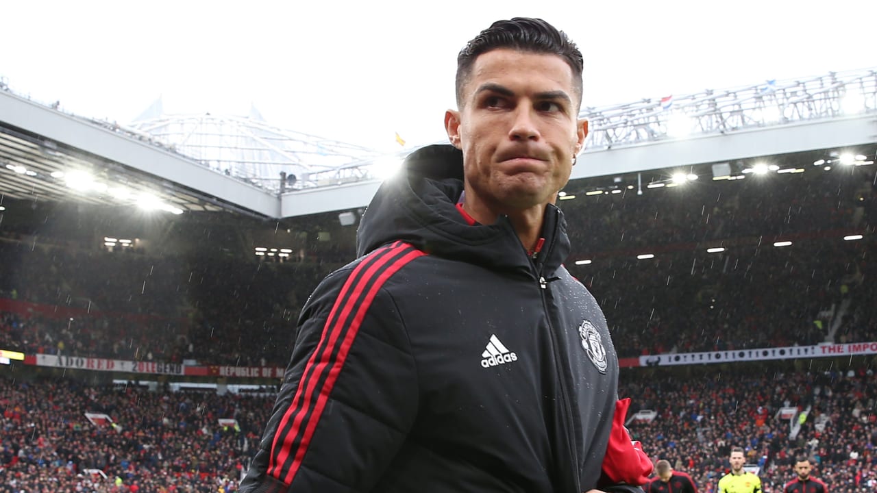 Để Ronaldo dự bị là quyết định đúng nhưng sai thời điểm