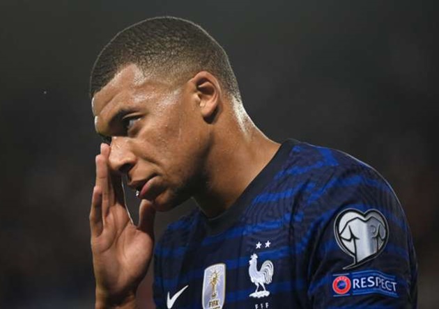 Mbappe: "Tôi bị sốc khi bị gọi là 1 con khỉ"