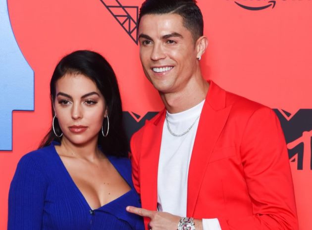Ảnh bài viết Mẹ những đứa con của Cristiano Ronaldo là ai?