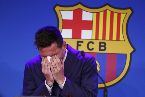 Josep Bartomeu: “Thật sai lầm khi để Messi ra đi”