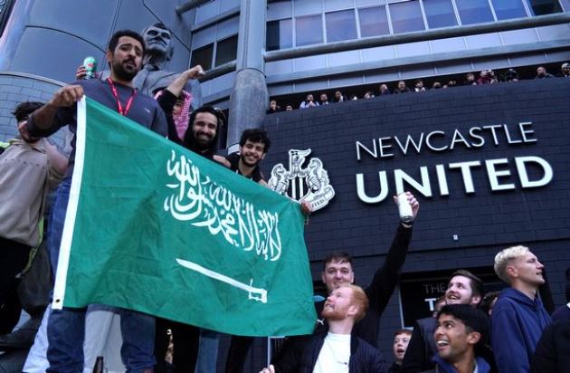 Paul Merson chỉ ra thực trạng của Newcastle sau khi giàu có