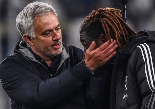Thua 0-1, Mourinho tiết lộ điều nghe được từ phòng thay đồ Juve