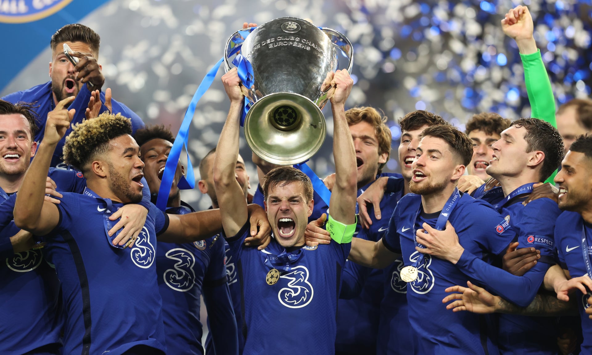 “Rất khó để các cầu thủ Chelsea duy trì động lực sau chức vô địch Champions League”