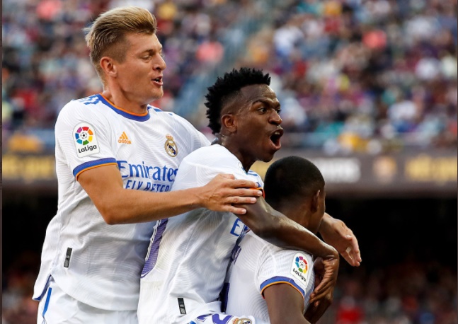 Phản công đỉnh cao, Real Madrid khiến Camp Nou chết lặng