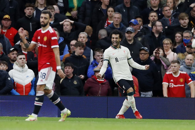Thảm họa phòng ngự, Man Utd nát như tương trước Liverpool