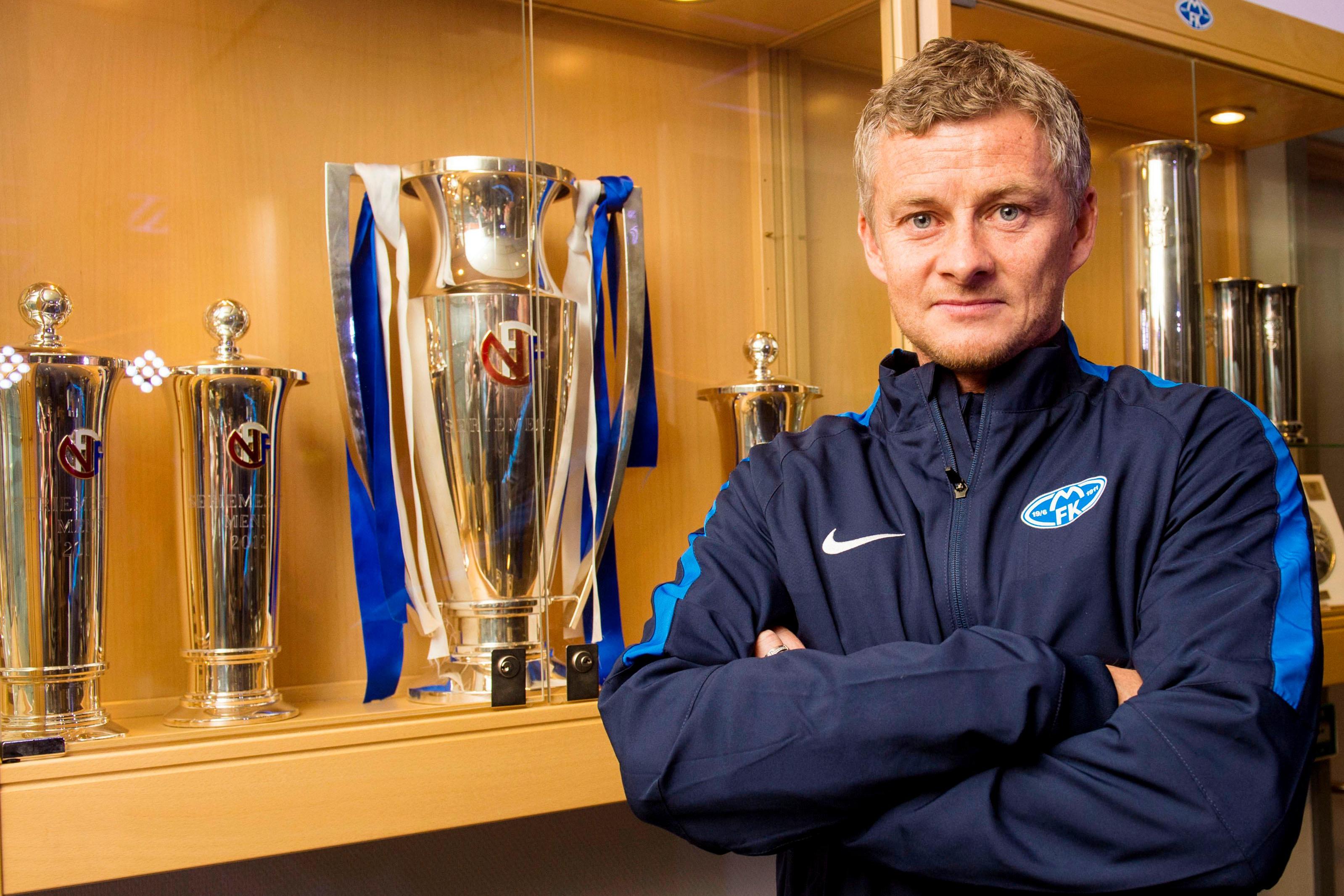 Solskjaer đã giành được bao nhiêu danh hiệu trên cương vị HLV?