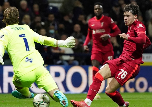 Vòng 1/8 Carabao Cup: Chiều sâu Arsenal, mũi khoan khó ngờ của Klopp