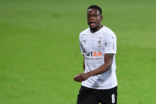 Arsenal nên quyết tâm sở hữu món hời châu Âu