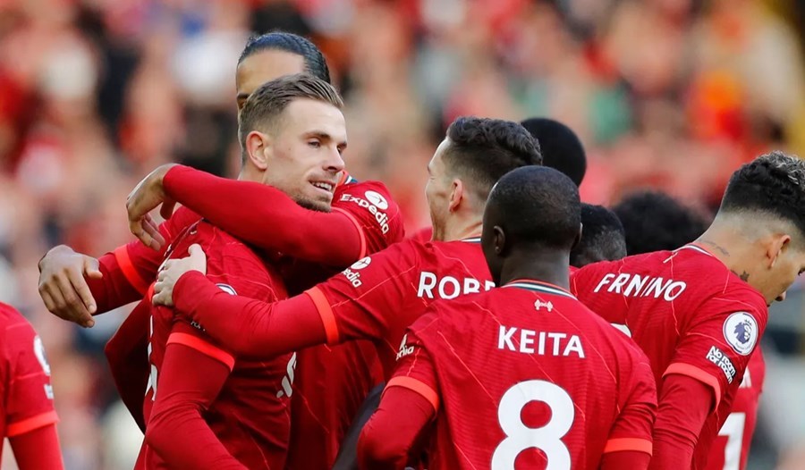 Đụng Leicester, fan Liverpool tự tin vô địch Carabao Cup