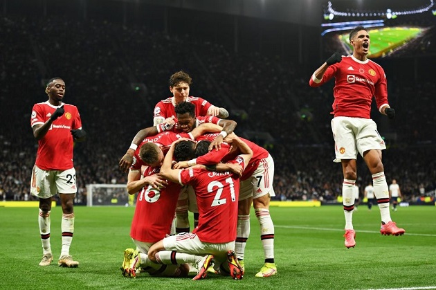 Tam tấu mới đáng sợ, M.U thắng tưng bừng Tottenham