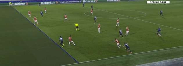 Hình ảnh VAR về bàn thua thứ 2 của Man Utd