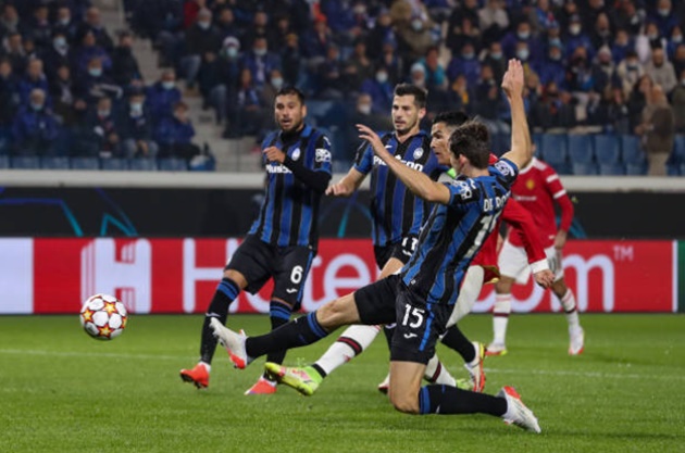 Sao Atalanta phấn khích với pha lập công của Ronaldo