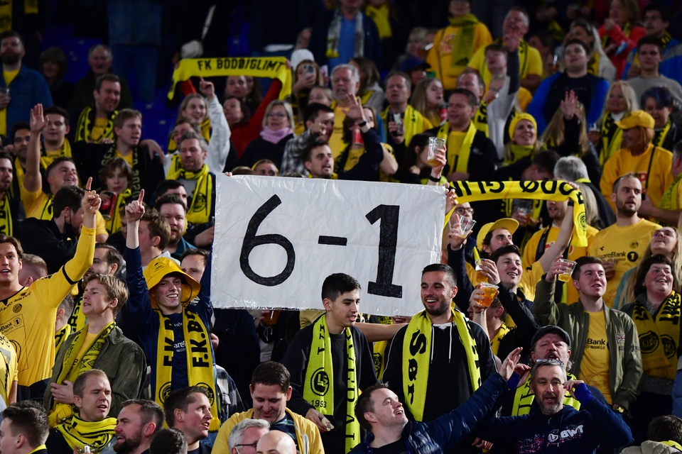CĐV đội bóng vô danh chế giễu thất bại 1-6 của Jose Mourinho