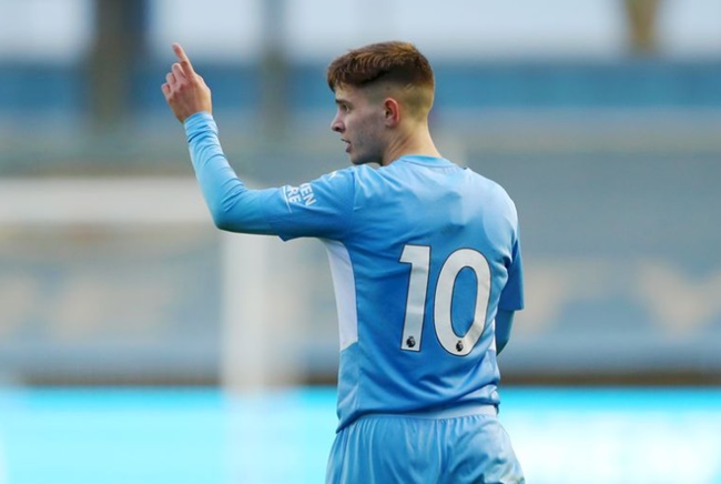 Tài năng Man City có nên nối gót Jadon Sancho?