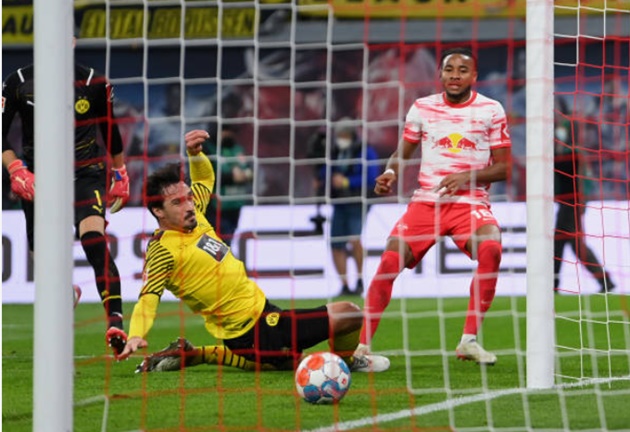 Đội hình tiêu biểu vòng 11 Bundesliga: Mục tiêu của Chelsea, lá phổi Bayern Munich