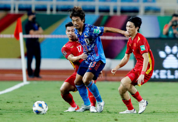 Ảnh bài viết Báo Nhật Bản chê bai mặt sân Mỹ Đình