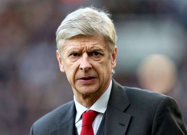 Van Dijk phản đối ý tưởng của Wenger