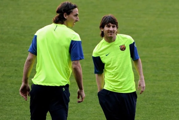 Đội hình trong mơ của Ibrahimovic: Hai số 10 huyền thoại Barca góp mặt