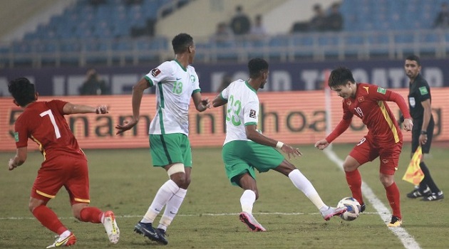Việt Nam: Theo đuổi giấc mơ World Cup thì tốn rất nhiều thuế! 