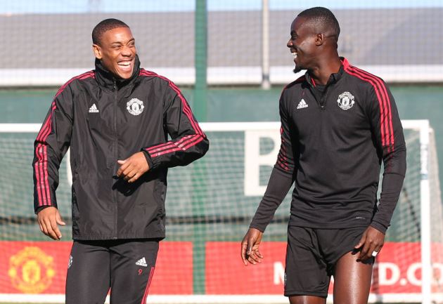 Vợ và bạn Anthony Martial lại tạo áp lực lên Solskjaer