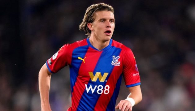 So sánh Conor Gallagher với các tiền vệ của Chelsea