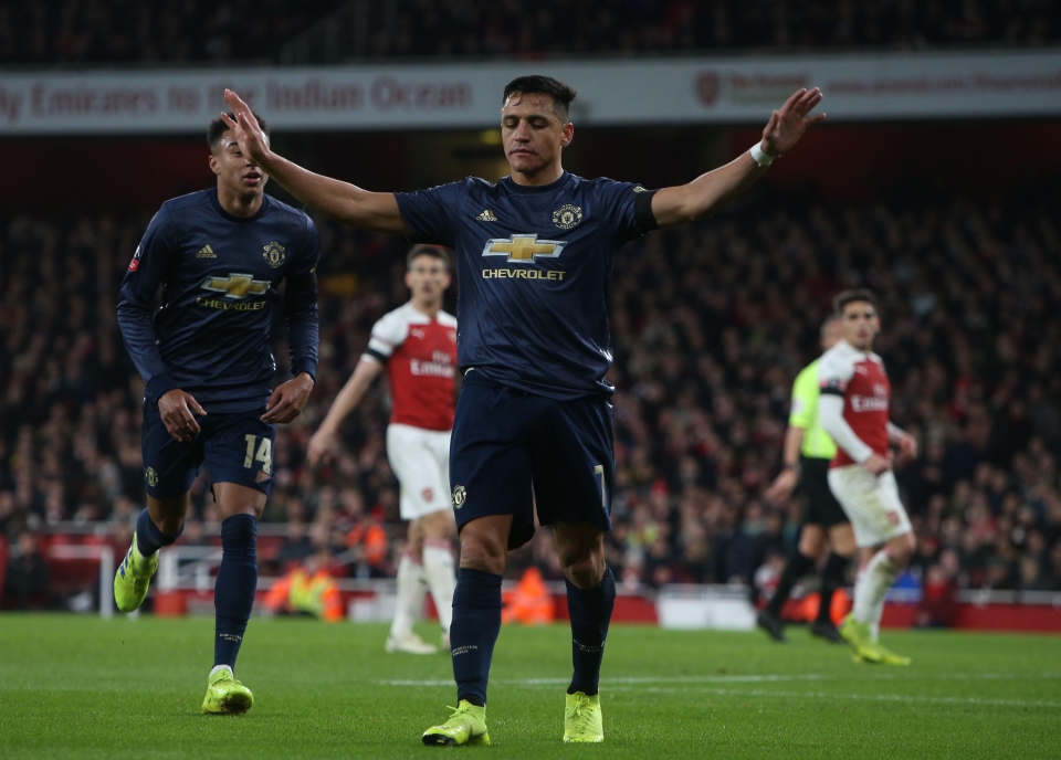 Arteta đối diện với cơn ác mộng mang tên "Sanchez đệ nhị" 