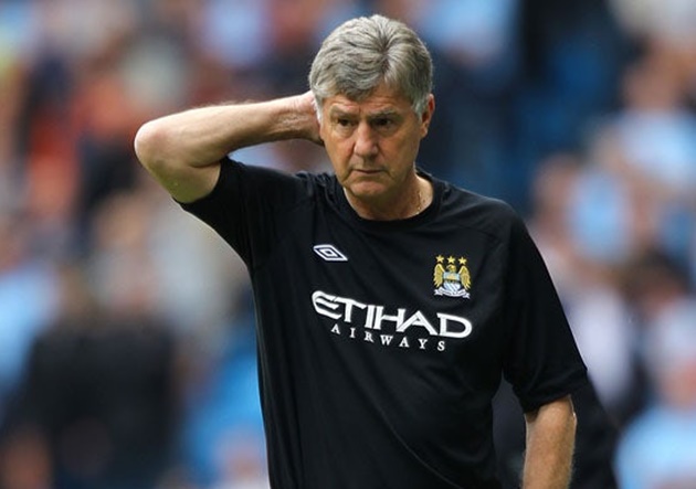 Ảnh bài viết Kẻ bị fan Chelsea la ó và các HLV tạm quyền Big 6 Premier League