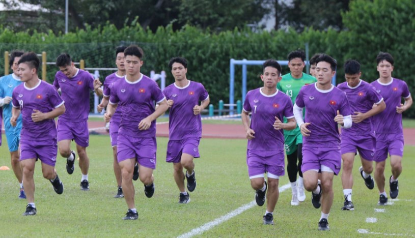 Ảnh bài viết ĐT Việt Nam hứng khởi trở lại tập luyện sau trận thắng Lào