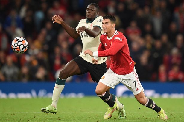 Ảnh bài viết "Ronaldo cũng là con người như tôi, có 2 tay và 2 chân"