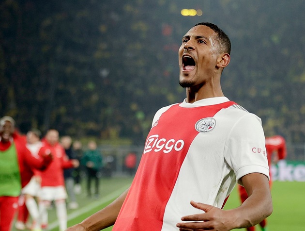 Ảnh bài viết 10 cái nhất vòng bảng Champions League: Man City kiểm soát bóng ít hơn Liverpool và 2 đội