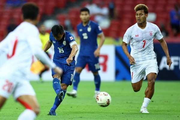 Hai ngôi sao J-League trở lại, Thái Lan hạ đẹp Myanmar
