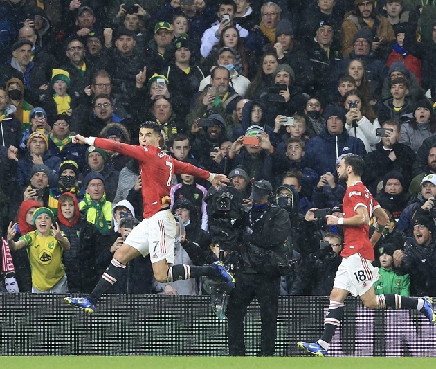 Ảnh bài viết Ronaldo đền đáp De Gea, Man Utd áp sát top 4